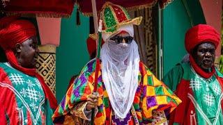 Sarkin Kano yayi wata shiga ta musamman, a karon farko tun bayan daya dawo Sarauta.