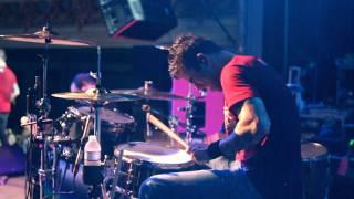 Cyrus Bolooki from New Found Glory drumming.