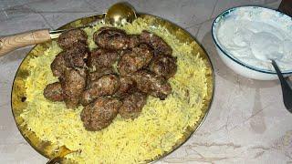 TURKISH KEBAB WITH SAFFRON RICE AND GARLIC SAUCE 