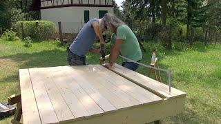 Anleitung: Sandkasten mit Abdeckung und Sitzbank bauen | MDR Garten