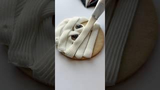 Mummy cookie recipes and supplies linked in my bio #cookiedecorating #oddlysatisfying #asmr