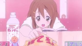 Yui Hirasawa eats chips