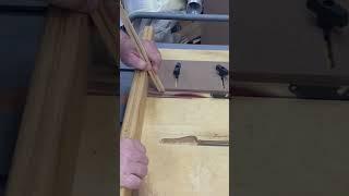 Cutting very small pieces with a table saw