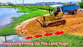 Good Job, Processing Filling Up The Land huge, Bulldozer KOMATSU D31P, Dump truck unloading