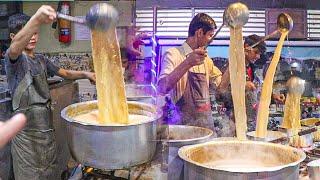 Pakistan's Most Famous Tea Stall ||  45 Years Old National Tea Stall in Sialkot