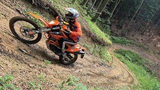 KTM 690 ENDURO R 2023 - OFF-ROAD First Ride Ever to the Top of the Mountain (1050m)