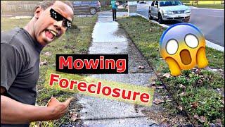 Lawn Care Foreclosure clean out (front yard) clock ticking 2022 #mowing #sanfordfl