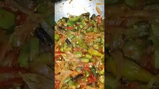 #desi  khany # Aj lunch ma ha bindi or khbab # yummy # recipe  deakhny k lia channel  subscribe  kry