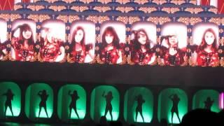 [FANCAM] 131110 SNSD GG World Tour in Hong Kong - paparazzi + run devil run