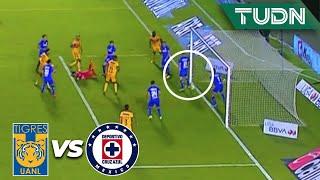 ¡POLÉMICA! ¿El balón cruzó la línea? | Tigres 1-2 Cruz Azul | Guard1anes 2020 Liga BBVA MX | TUDN