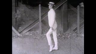 Ministry of Silly Walks - Monty Python's Flying Circus - S02E01