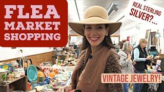 Come Thrift Shopping with Me at The Flea Market !