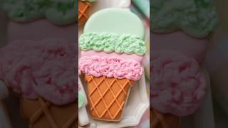 Double scoop ice cream cone cookie decorated with royal icing #royalicing #cookies #relaxingvideo