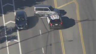 Police chase assault suspect in Los Angeles