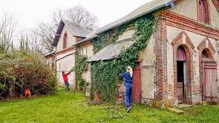 Abandoned Chateau Coach House CLEAN UP