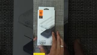 Spigen Glastr EZ FIT Screen guard