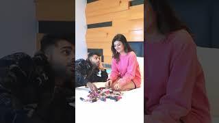 Dekho zara #shorts #ytshorts #couple #khwahishgal