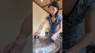 模仿《舌尖上的中国》，把厨房里的烟火气记录下来 大概这就是生活本来的样子吧#把妈妈做饭拍成舌尖上的中国 #我的乡村生活 #农村柴火灶 #人间烟火 #记录真实生活