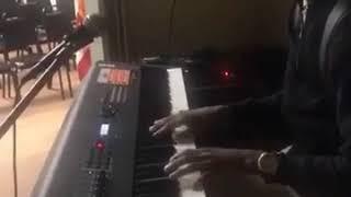 JaCobe Ray is playing Gospel Piano Patches on the Yamaha MX88