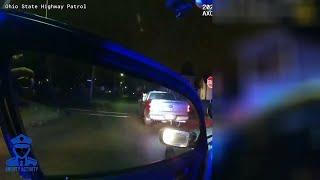 Driver Has No Clue That Police Is Chasing HIM!