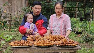 Wife Makes Cake From Potatoes .With Her Daughter & Husband Goes To Market Sell | Lý Phúc An