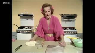 Fanny Cradock Cooks for Christmas Part 4 - Royal Mincemeat 1975