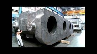 This factory machine broke the world record! I have never seen such a big machine before!