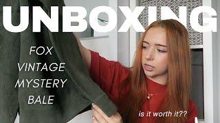 VINTAGE WHOLESALE BALE UNBOXING  | IS IT WORTH IT?! | RESELLING ON VINTED & DEPOP