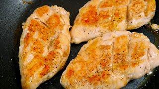 This is the tastiest chicken breast I've ever eaten! Easy, cheap and super simple!