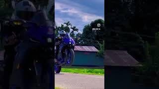 Mm rider this #r15v4 #bike #whili #automobile like and comment and subscribe and share #guysⓂ️Ⓜ️