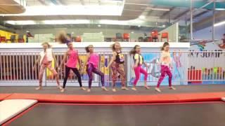 Sak Noel & Salvi ft. Sean Paul - Trumpets || TRAMPOLINE DANCE