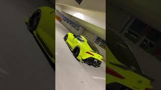 Full wrap with VinylFrog High Glossy Chartreuse Yellow. Thanks our friend @antzupra