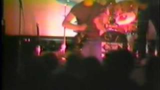 Tom Staab playing Van Halen's Eruption with OneWay. 10/19/1984