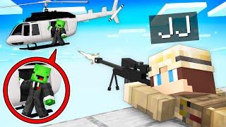 Sniper JJ Hunt Mafia Mikey in Minecraft (Maizen)