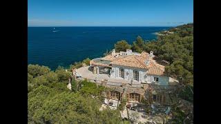 Waterfront home for sale within Les Parcs de St-Tropez by Côte d'Azur Sotheby's International Realty