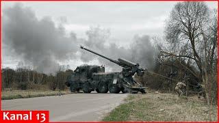 Azov fighters fire on advancing Russians with newly arrived Czech howitzers