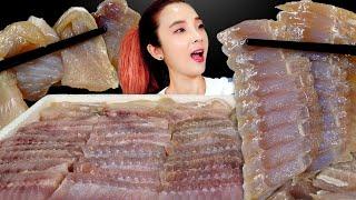 [Mukbang]톡!쏘는 국내산 흑산도 삭힌홍어회 먹방!(Hongeo-hoe) Fermented Skates ホンオ raw Sashimi Real sound ASMR | 쎄미