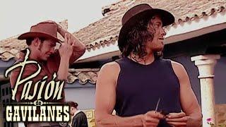 Pasion de Gavilanes - Oscar y su nuevo carro