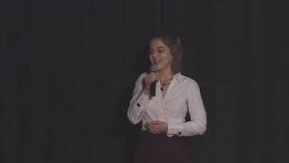 Improving Doctor-Patient Communication | Lizzie Cremer | TEDxTrumanStateUniversity