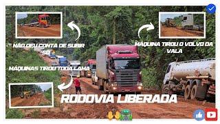 RODOVIA LIBERADA PELA MÁQUINAS DO DNIT.