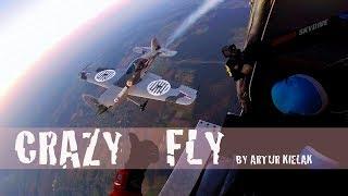 Crazy Fly by Artur Kielak & Skydivers