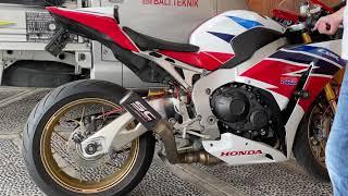 CBR1000RR SP 2015 with mix exhaust SC Project CR-T