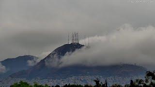 Timelapse Mexico City CDMX - Cerro del Chiquihuite y 3 Padres con nubes bajas