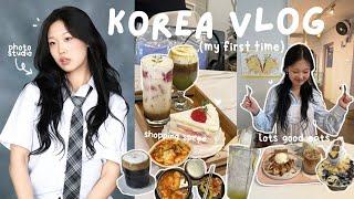 KOREA VLOG ️ hongdae shopping, tiktok vegan eats, wearing hanbok, cafe hopping & new years anxiety