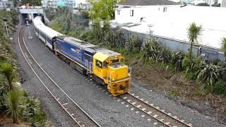 DFB 7010 (EMD GT22MC) Departing Kingsland with Rugby World Cup Special