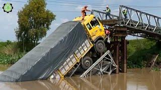 Dangerous Idiots Truck & Heavy Equipment Fails Compilation | Extreme Truck Idiots at Work #32