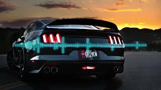 EXTREME revving of Ford Mustang GT