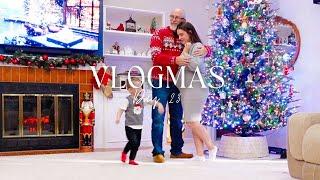 Christmas Ready, Cat Break In, Christmas Photo Shoot, & Holiday Food Shop | Vlogmas Day 23