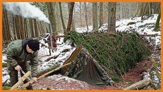 Building Bushcraft Shelter in the Winter Nature, Forest Cooking, Sleeping in Hot Tent, Wild