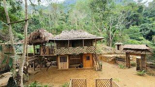 2 years living alone in the forest, building a complete 2-storey bamboo house, off the grid